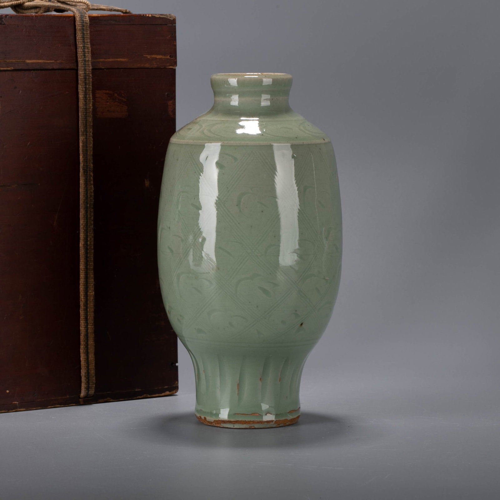 Longquan ware vase (1 of 7)