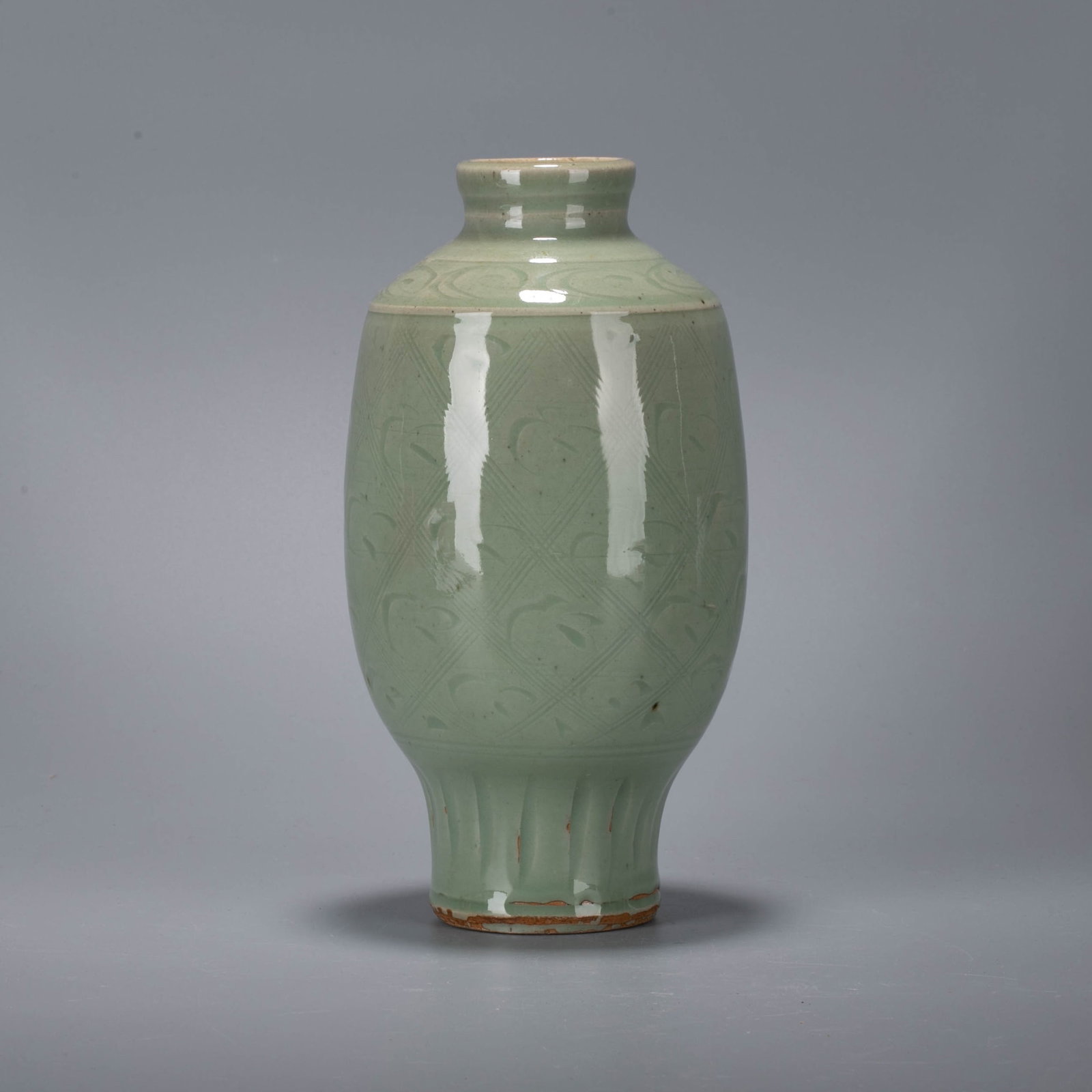 Longquan ware vase - 2