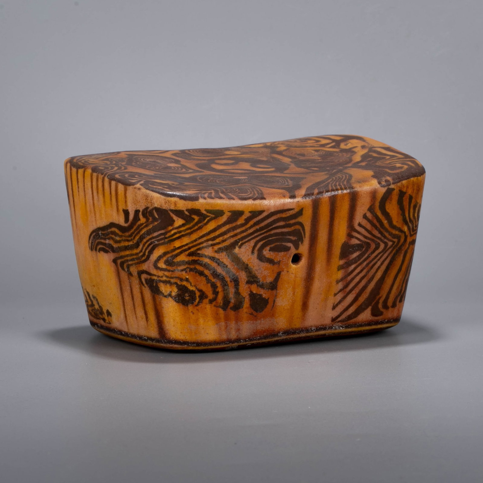Tang Gongxian Kiln Pattern Fetal Pillow: Tang Gongxian Kiln Pattern Fetal Pillow