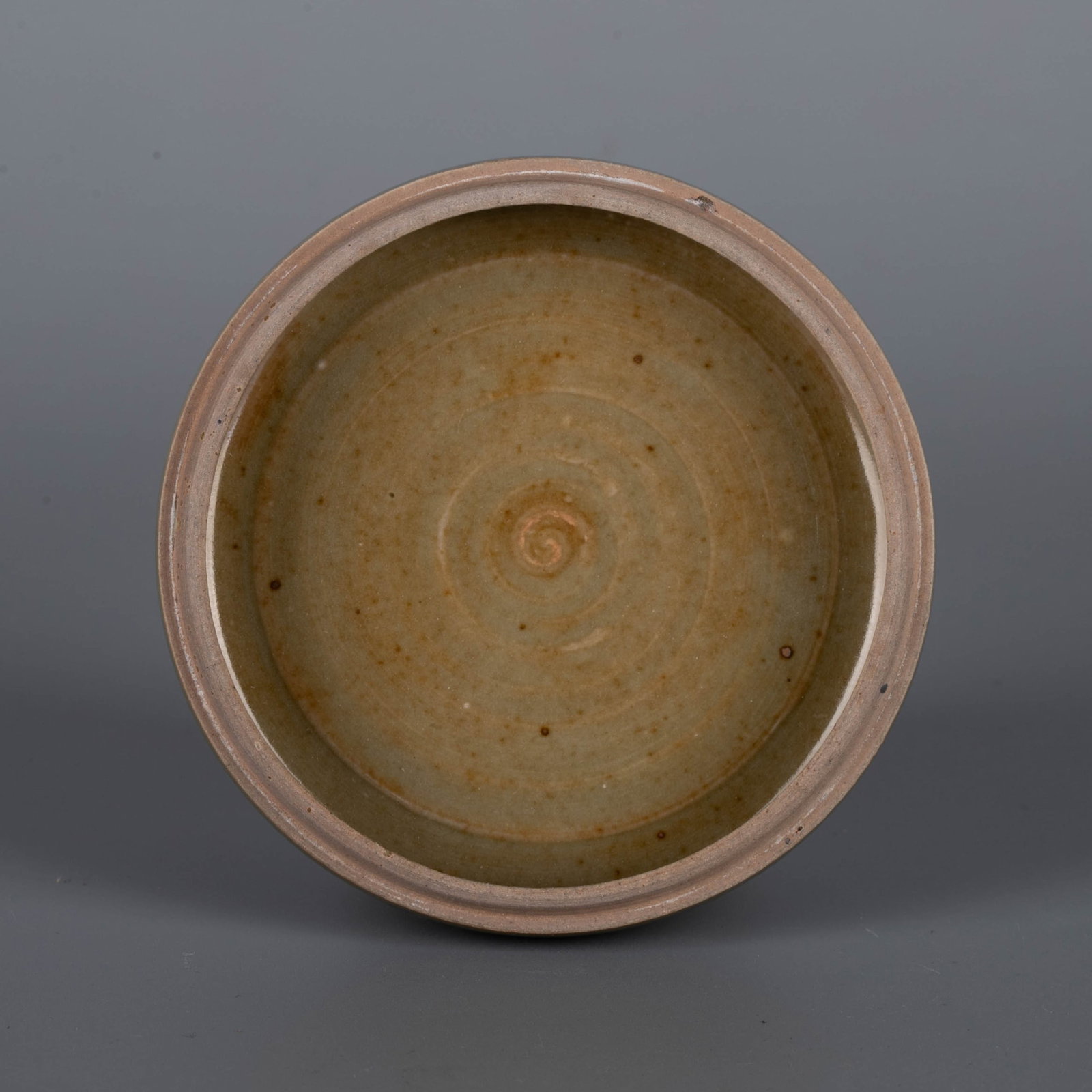 Song celadon box - 9