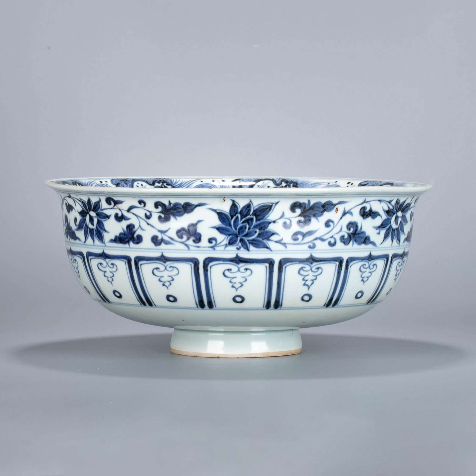 Yuan Dynasty blue-and-white large bowl with underglaze-incised dragon motif: Yuan Dynasty blue-and-white large bowl with underglaze-incised dragon motif