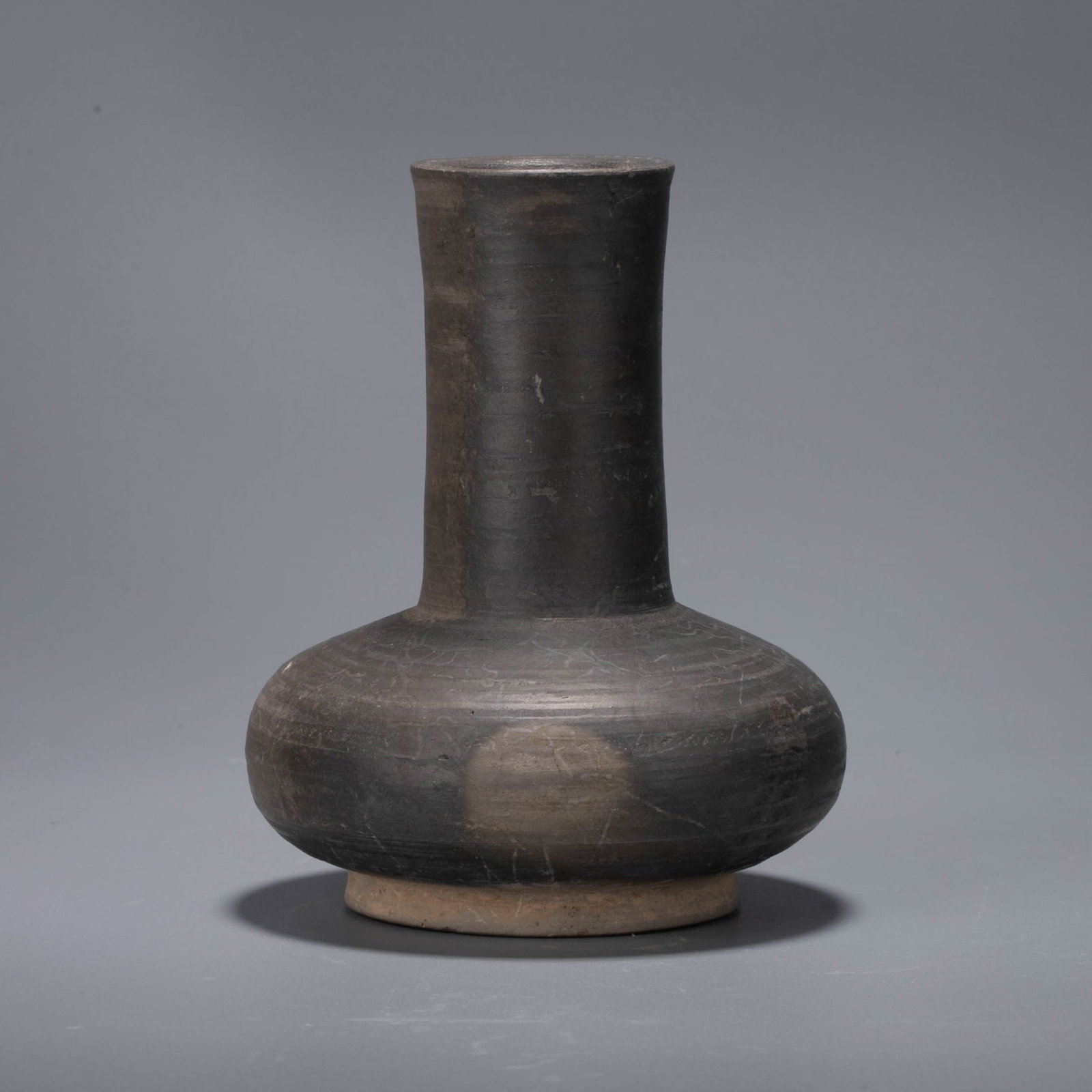 Han Dynasty gray pottery touhu vessel (1 of 6)
