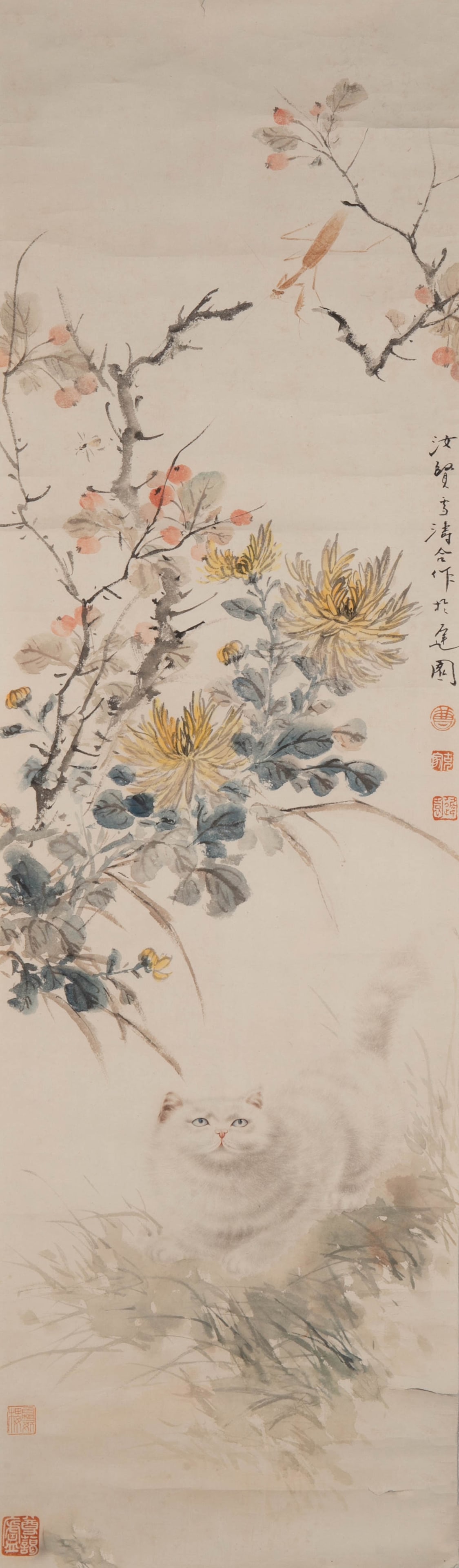 Cao Kejia and Wang Xuetao, collaborative ??Cats at Play??: This is a vertical scroll in the style of the "Cat Fun Picture" collaboration between Cao Kejia and Wang Xuetao: Autumn flowers, grass and insects are written on the top, and white cats are relaxing
