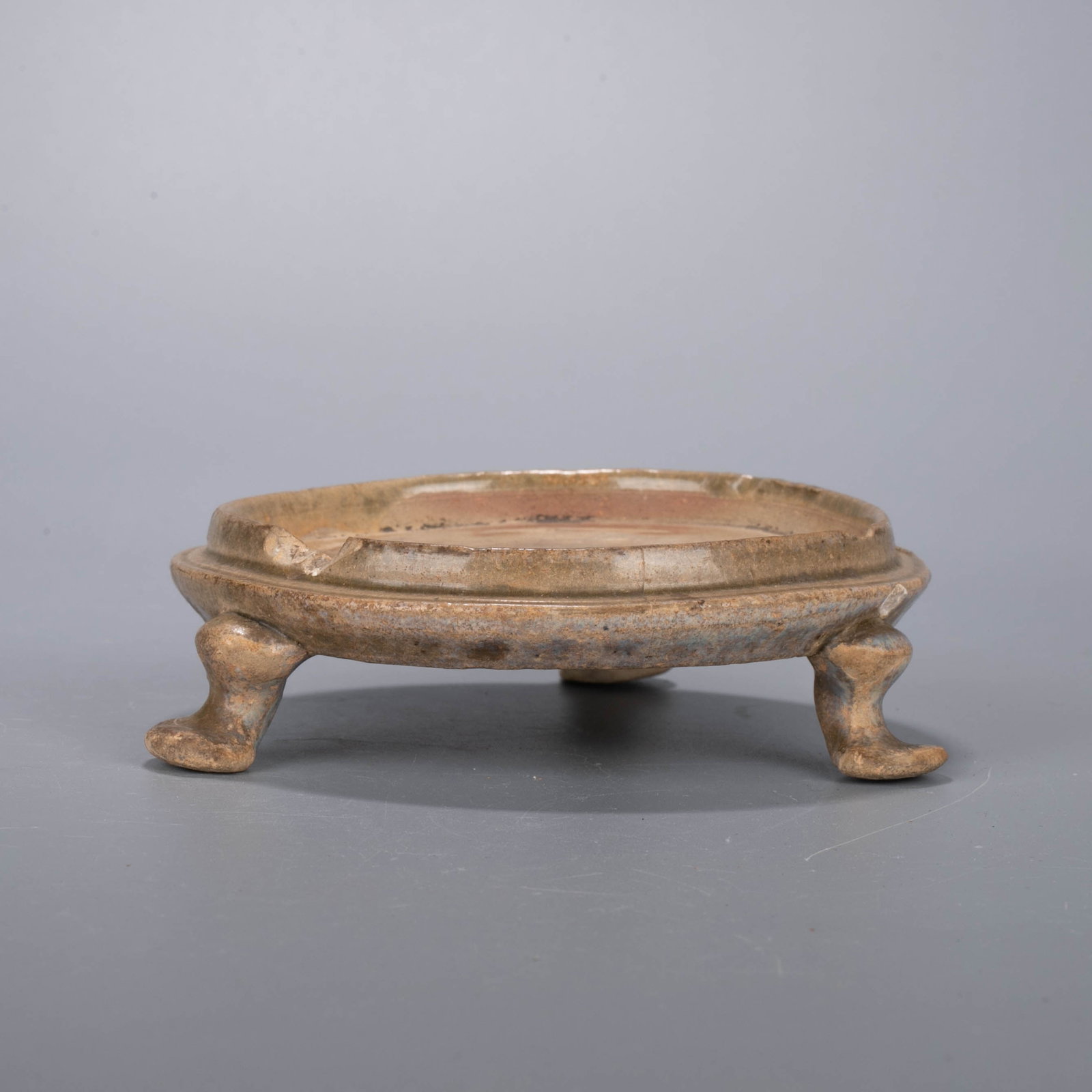 Celadon three-legged inkstone - 5