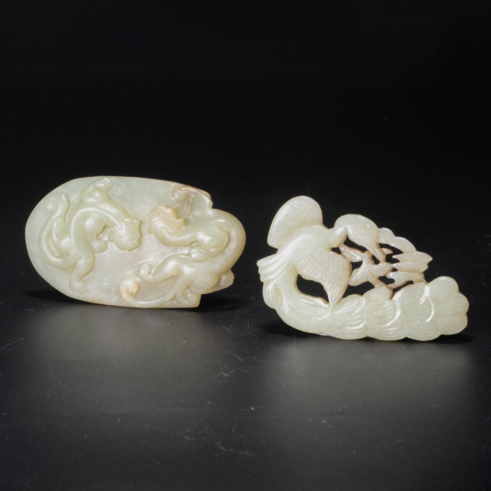 Celadon jade pendant with double-chilong motif; white jade openwork-carved crane with lingzhi (1 of 5)