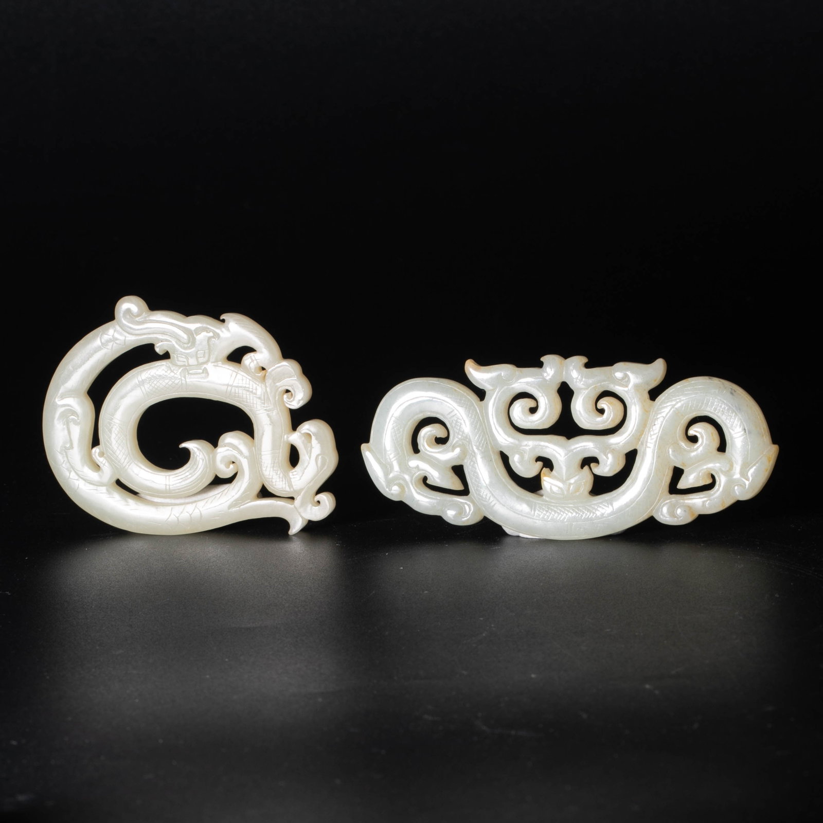 Hetian jade dragon-and-phoenix pendant and dragon-head huang (1 of 5)