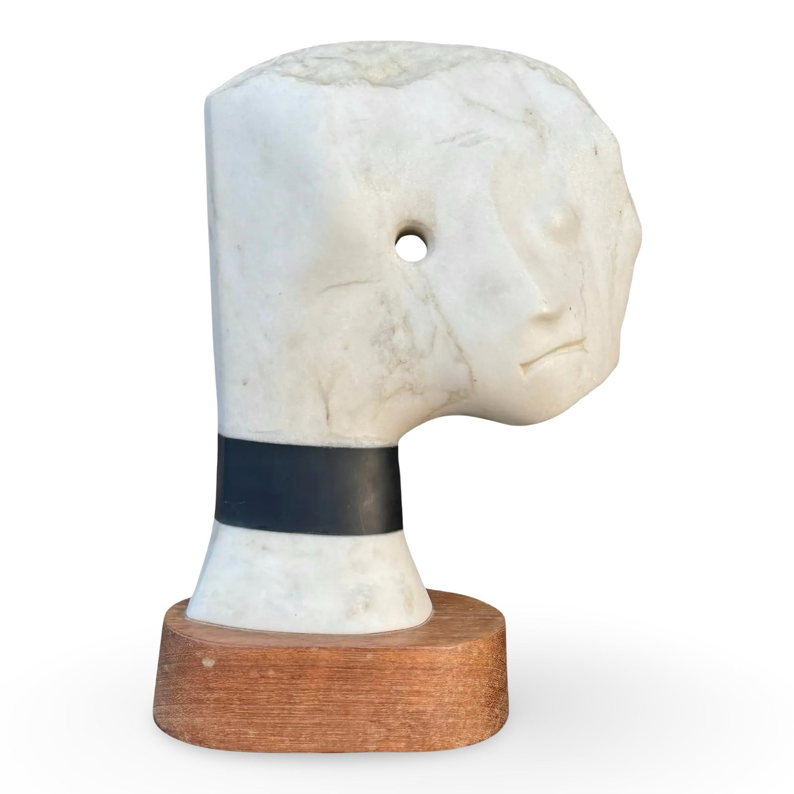 R T Thomas Modernist Stone Sculpture: Signed abstract modernist carved stone head sculpture by R. T. Thomas, dated 1981. Likely marble or alabaster Approx. Dimensions: 12H x 8.5W x 3.5D inches