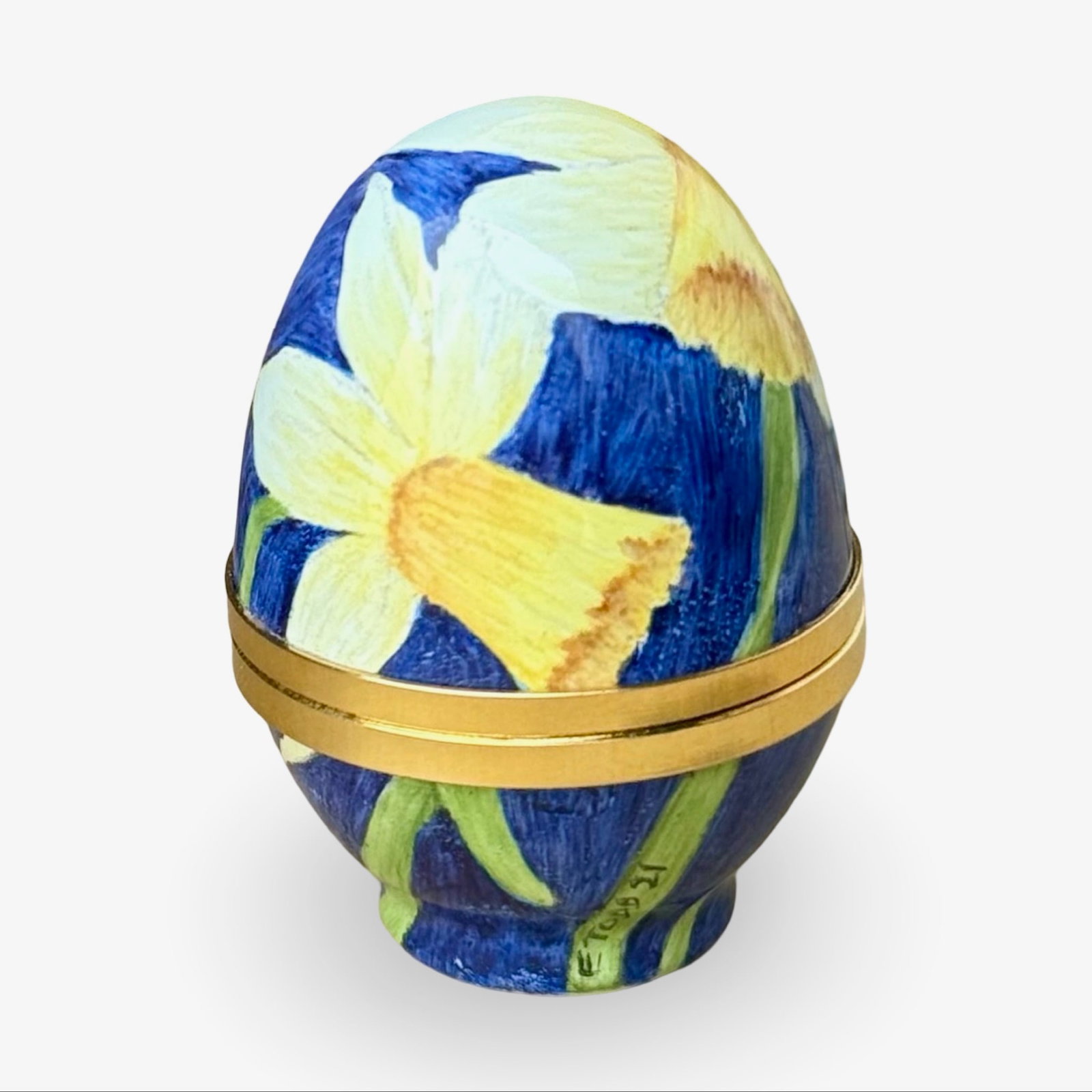 Elliot Hall Floral Egg Enamel Box: Elliot Hall Enamels limited-edition floral daffodil trinket box. Signed, and marked on base.