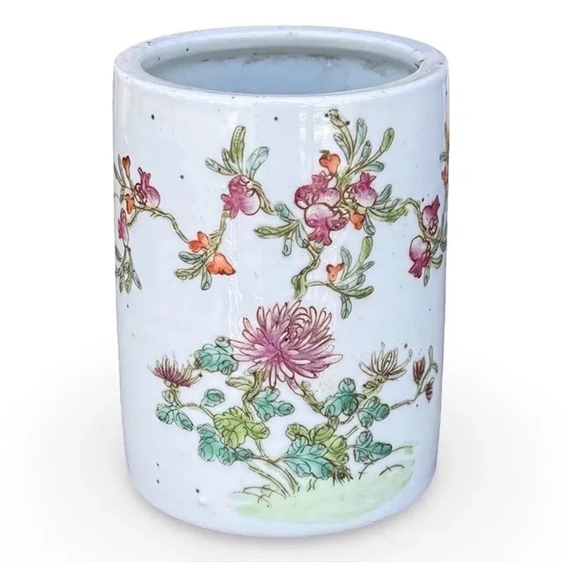 Chinese Famille Chrysanthemum Brush Pot: Chinese Famille Rose porcelain brush pot bitong with floral chrysanthemum motifs. Marked on base. Approx. Dimensions: 5H x 3.5W x 3.5D inches
