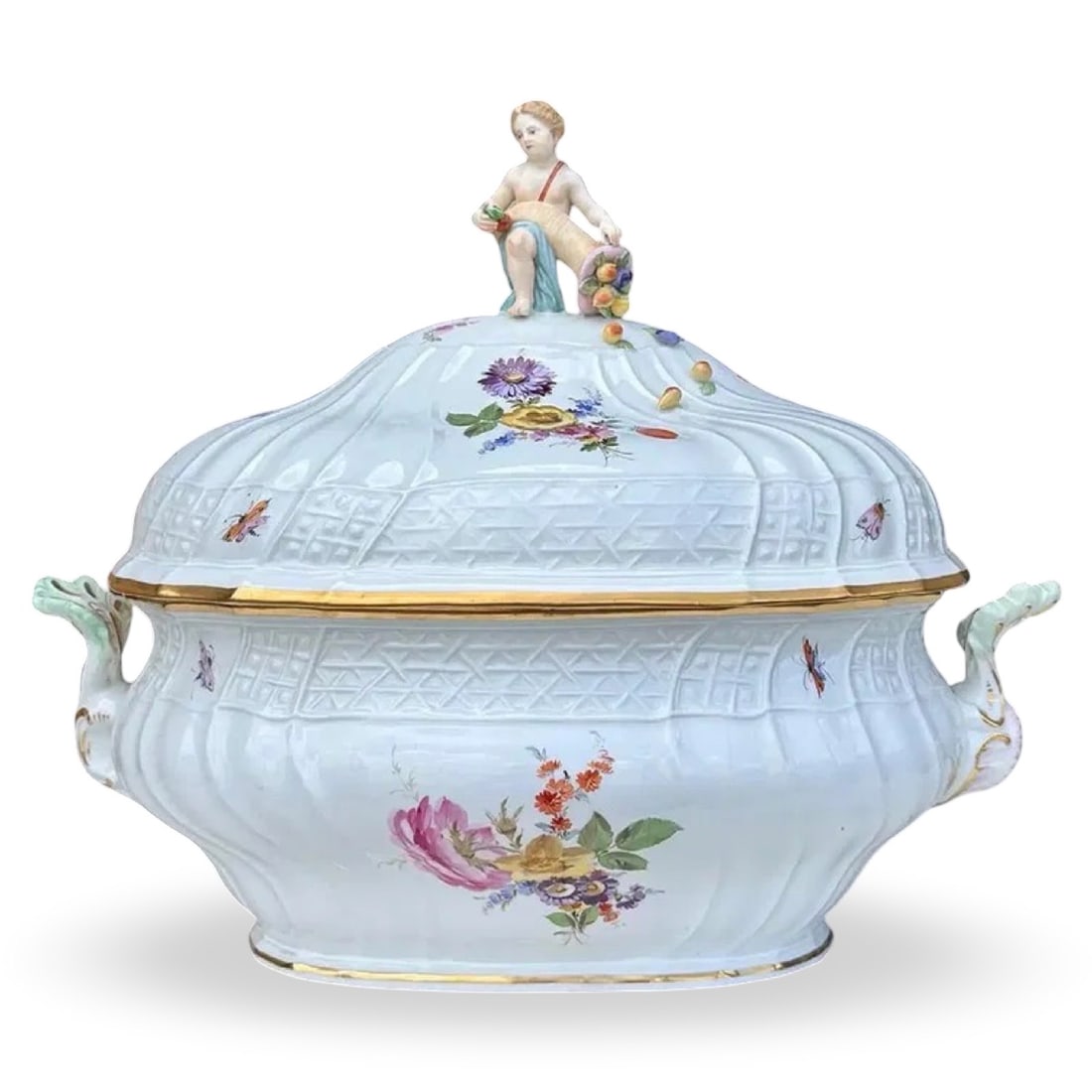 Meissen Porcelain Lidded Tureen (1 of 7)