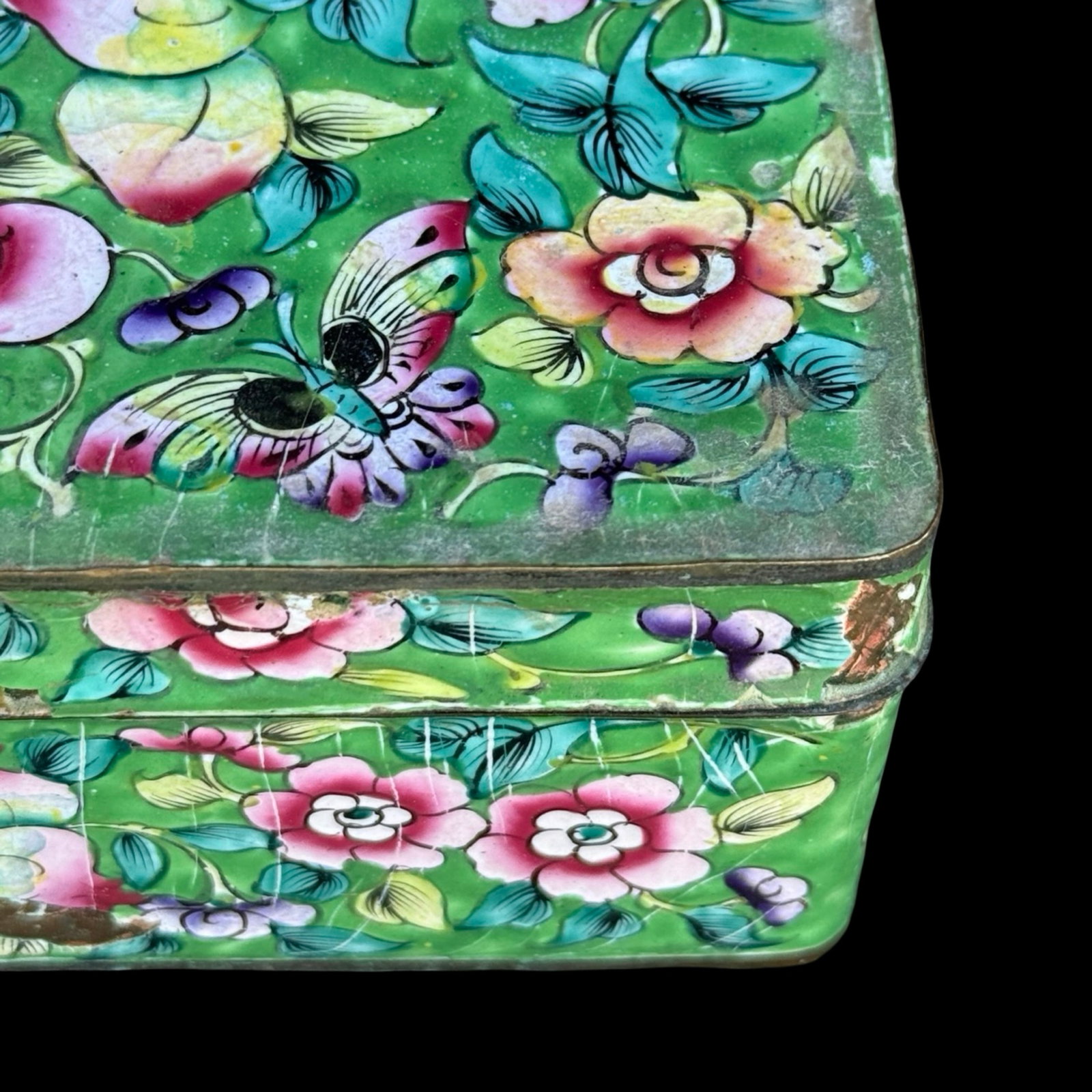 Chinese Canton Enamel Box - 7