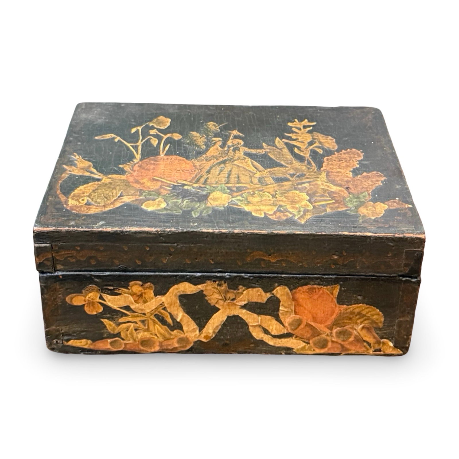 Antique European Straw Marquetry Box: Continental European straw marquetry folk art box with floral decoration. Approx. Dimensions: 3 H x 7 W x 5 D inches
