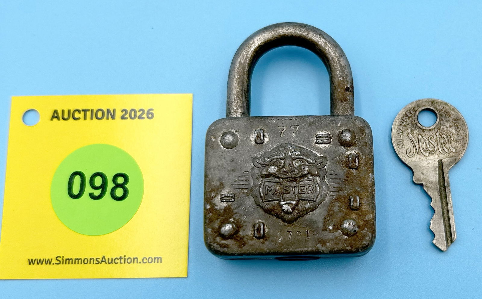 MASTER MILWAKEE ALL STEEL LOCK (with KEY) (1 of 2)