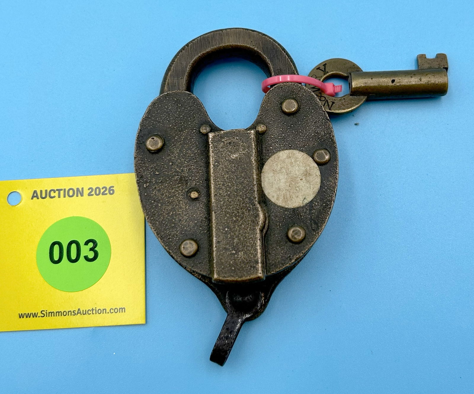 NORFOLK & WESTERN RAILROAD COMPANY ALL BRASS WITH DUST COVER 1957 PADLOCK W/ MARKED SWITCHED KEY - 2