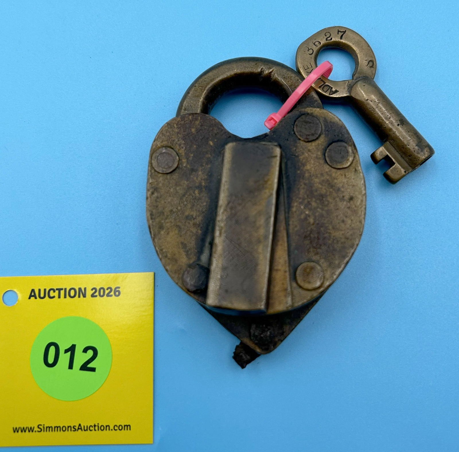 PENN RR ADLAKE 3627 LOCK (WITH KEY) AND DUST COVER: PENN RR ADLAKE 3627 LOCK (WITH KEY) AND DUST COVER