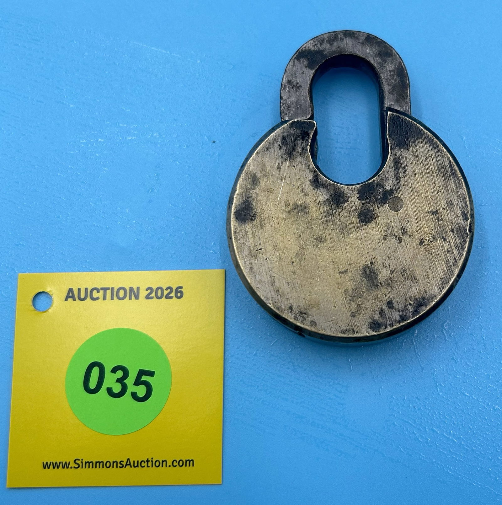 SANTA FE RAILWAY ALL BRASS LOCK PANCAKE STYLE (NO KEY) - 2