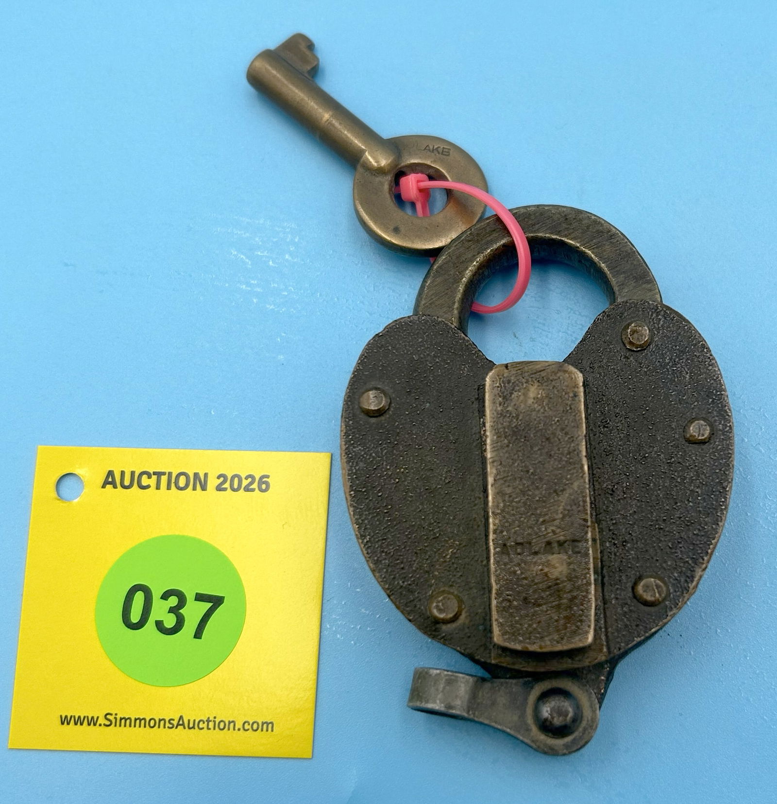 UNION PACIFIC ROADWAY & BRIDGE DEPT CS-21 ADLAKE W/MARKED KEY AND DUST COVER ALL BRASS - 2