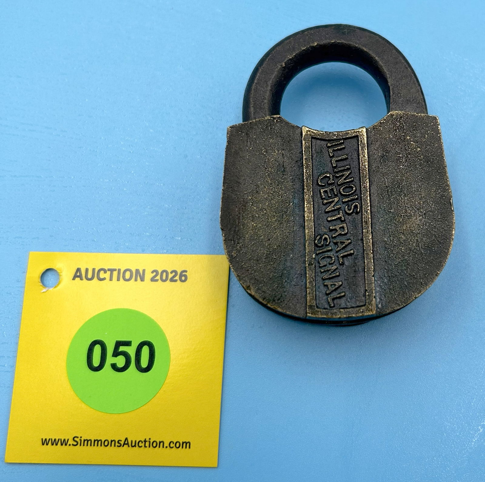 ILLINOIS CENTRAL - SIGNAL ALL BRASS LOCK WITH DUST COVER, (NO KEY) - 2