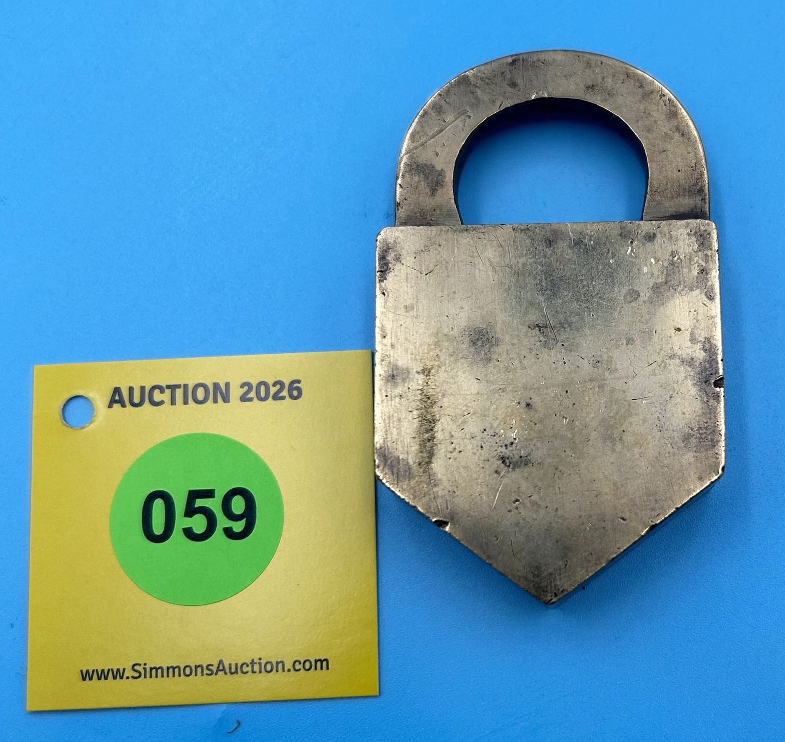 WYETH HARDWARE CO. W/ARROW ADVERTISING PADLOCK, FRAIM PAT. MAR. 17 1908 (NO KEY) - 2