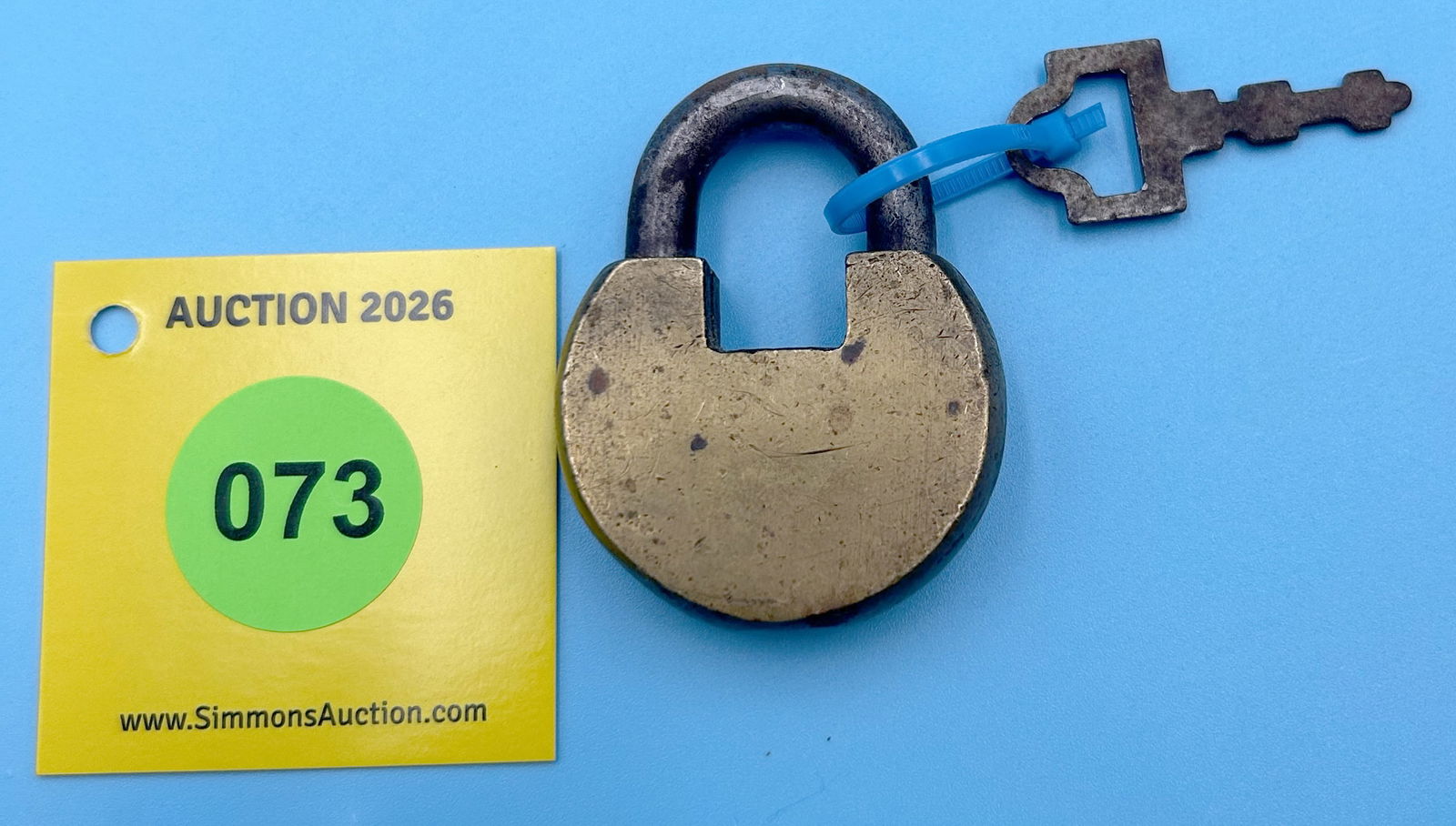 "S" SLAYMAKER BRASS BODY, STEEL SHACKLE SMALL LOCK (with KEY) - 2