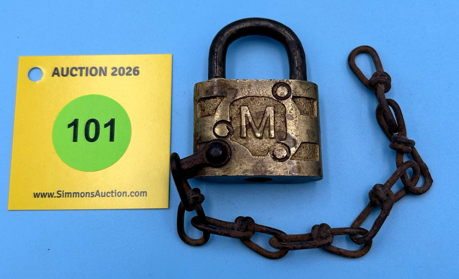 M BRASS BODY, AND STEEL SHACKLE LOCK (NO KEY) (1 of 2)