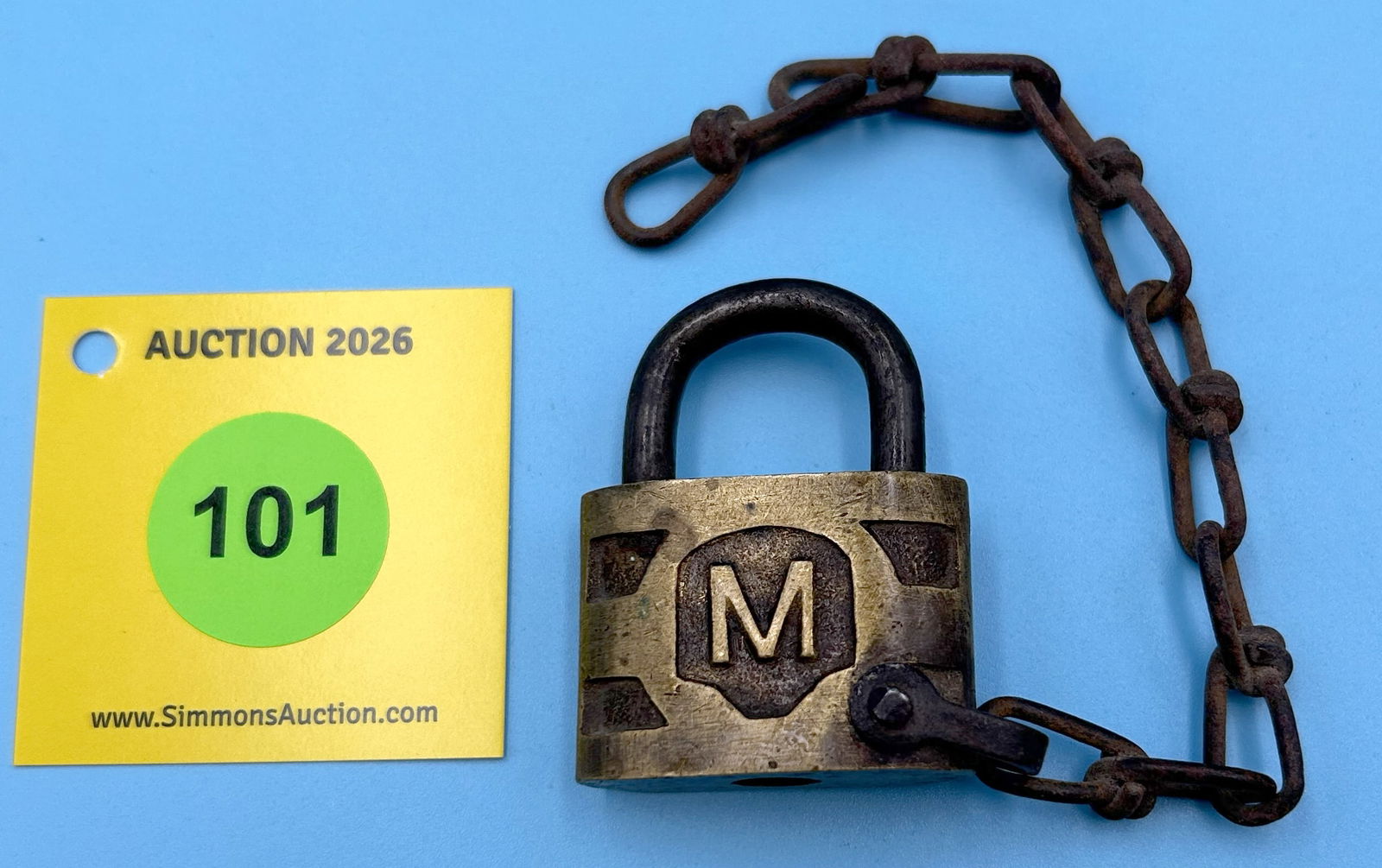 M BRASS BODY, AND STEEL SHACKLE LOCK (NO KEY) - 2