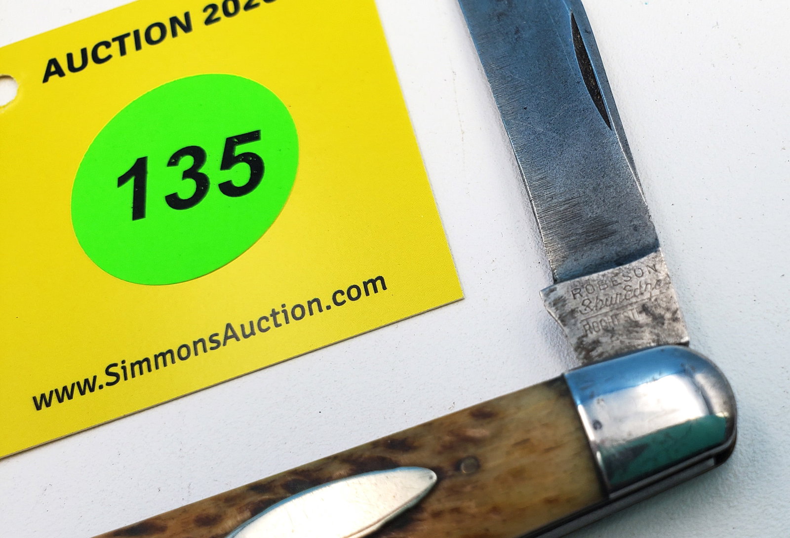 Robeson -1917-39 bone handle jack, no chips or cracks, pen blades have been removed, good snap - 2