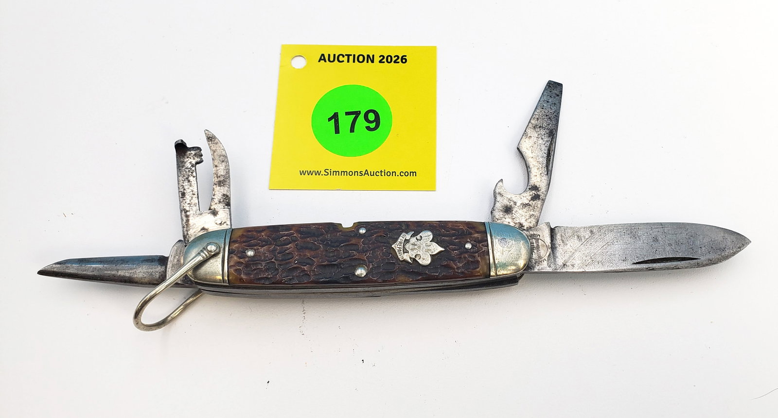 Remington 1924-33 - Rogers Bone Cutout Shield Scout Knife, full blades, good snap, one small chip... (1 of 3)