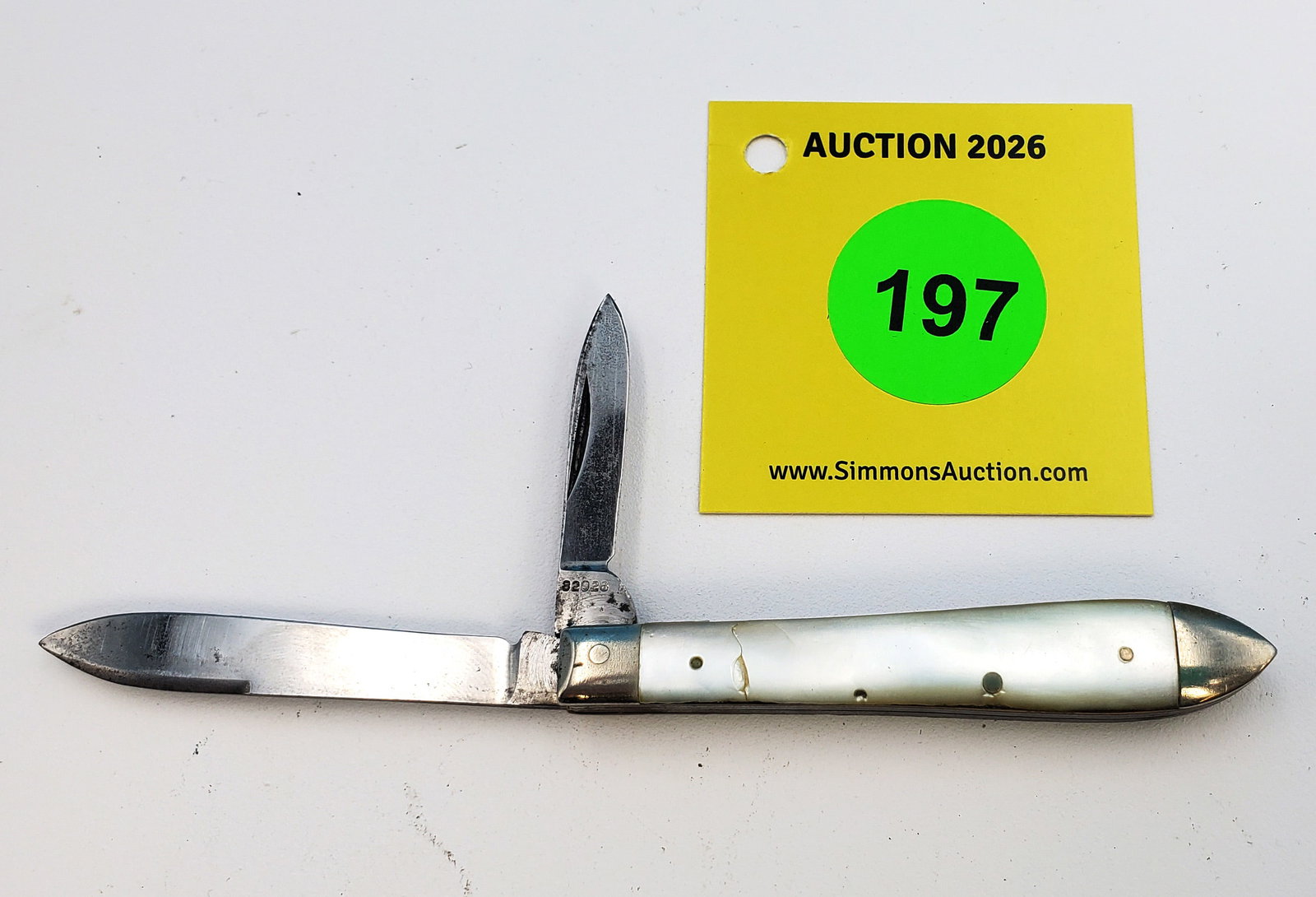 W.R. Case - 82028 pearl slim teardrop jack, crack on back, very full blades, good snap, RARE (1 of 4)