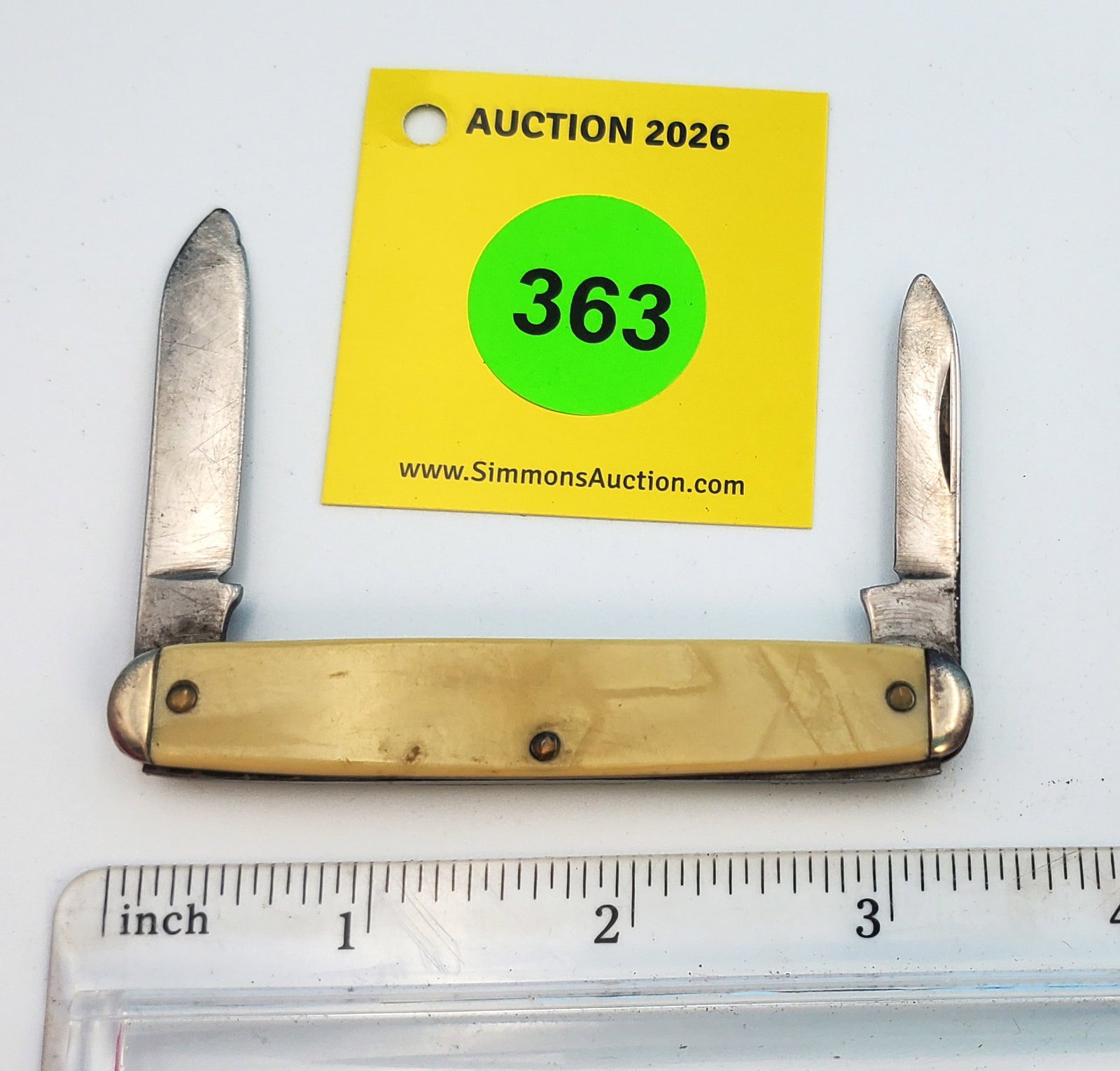 W15 Winchester, celluloid handle, cleaned, well used, 2 blades (1 of 3)