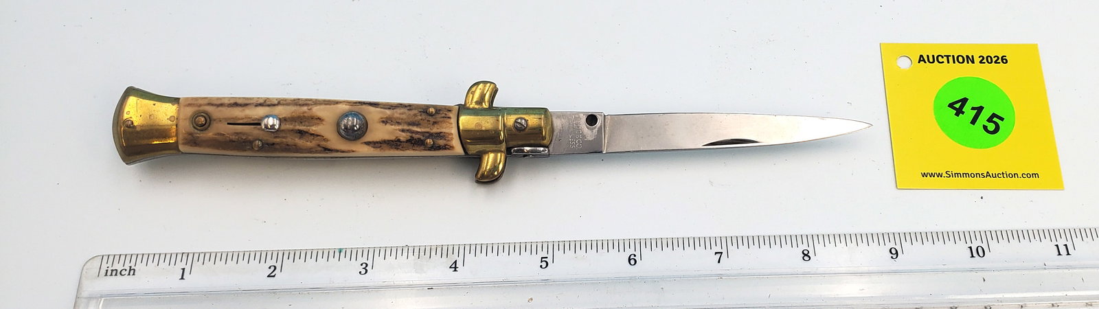 Push button edge made in Italy (1 of 3)