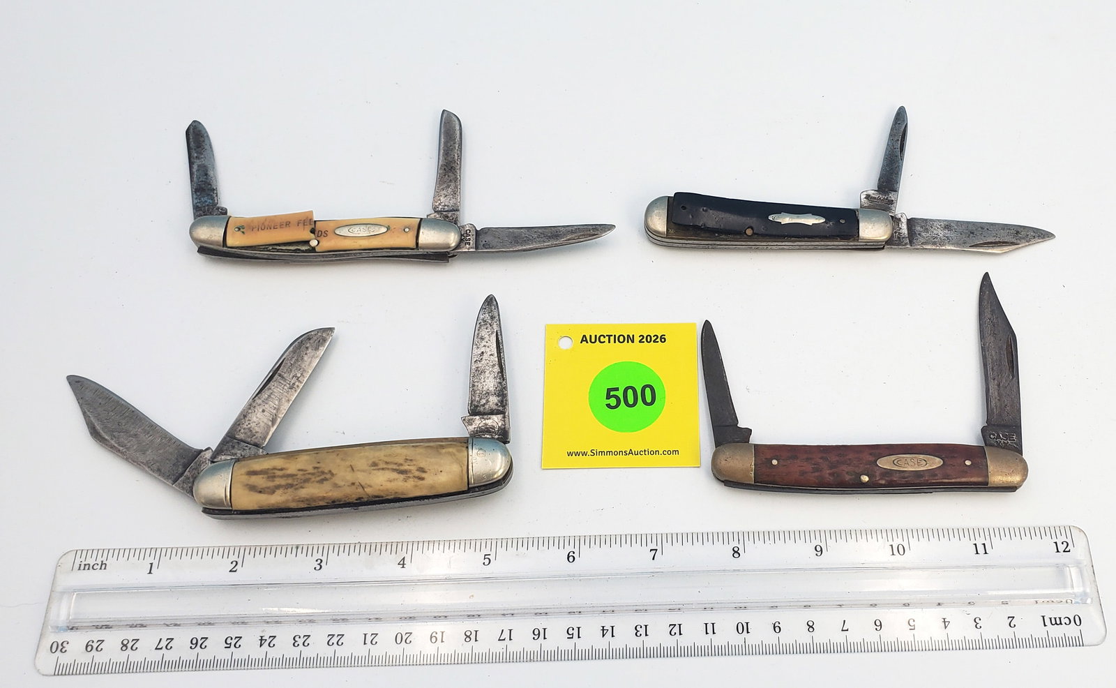 Lots of 4 knives, 1 Remington 3 Blade, 1 Case XX 2 blade, Remington 2 Blade #R2214, Case XX 3 blade (1 of 2)