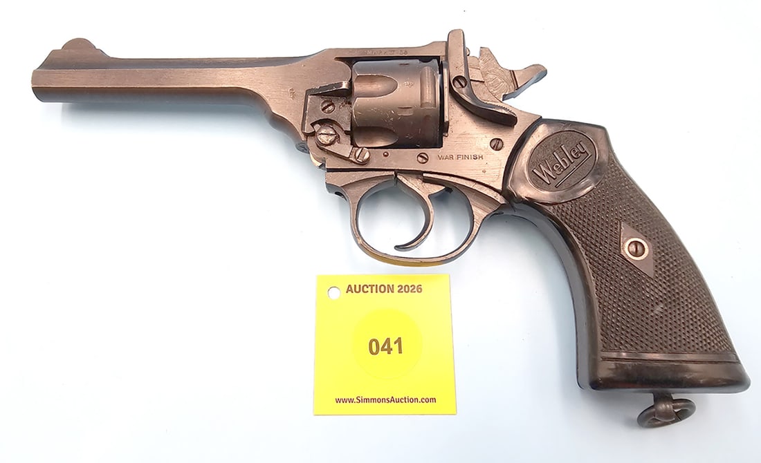 REVOLVER: WEBLEY & SCOTT, 38, MARK IV WAR FINISH, SN#:103520: REVOLVER: WEBLEY & SCOTT, 38, MARK IV WAR FINISH, SN#:103520 