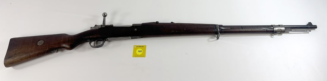 RIFLE: WAFFENFABRIK STEYR AUSTRIA, 7MM, "MODELO 1912, BOLT ACTION", SN#:B2590 (1 of 20)