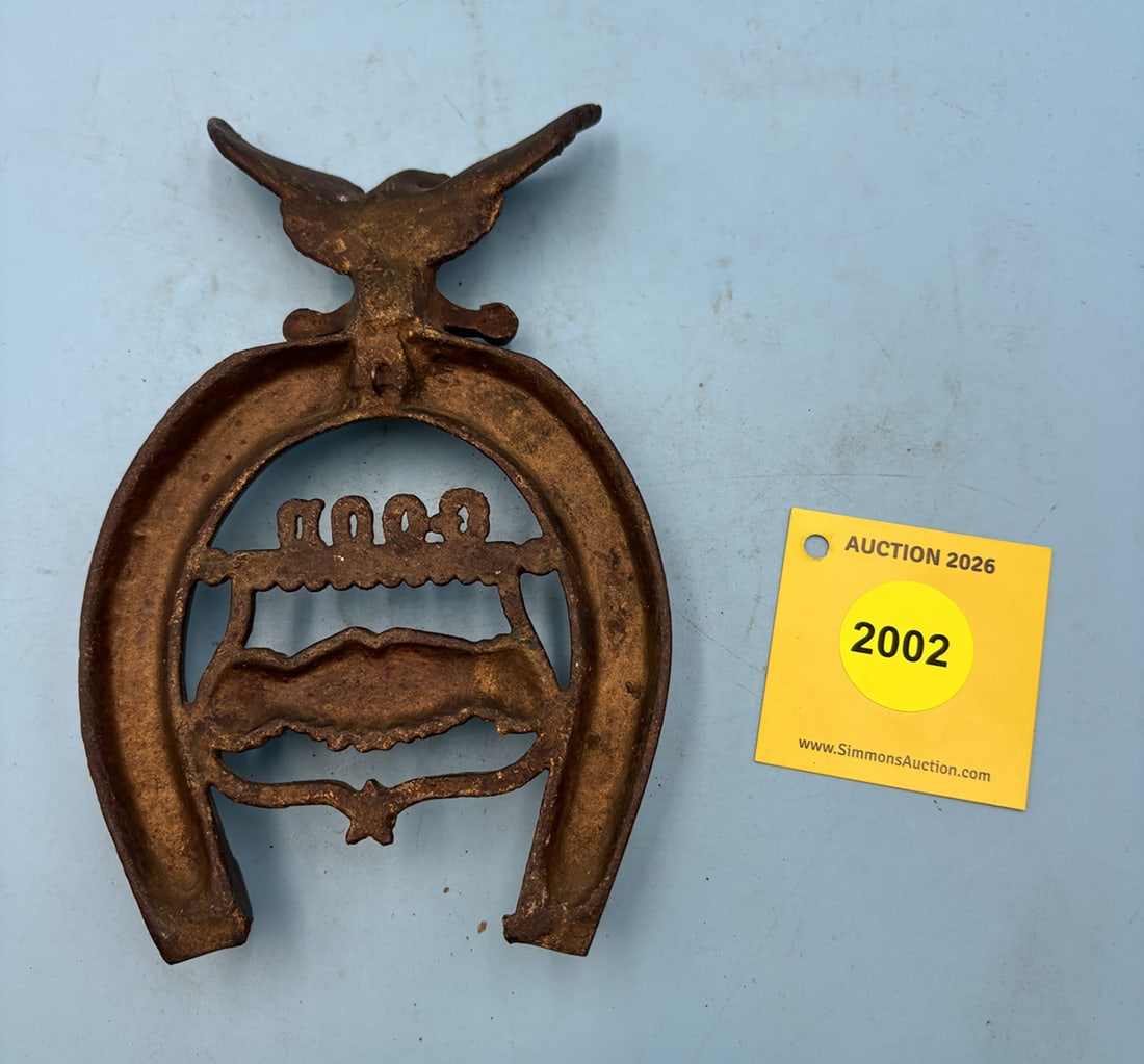 Good Luck 6 1/4'' x 4'' American horseshoe trivet. "LUCK" has been broken off - 2