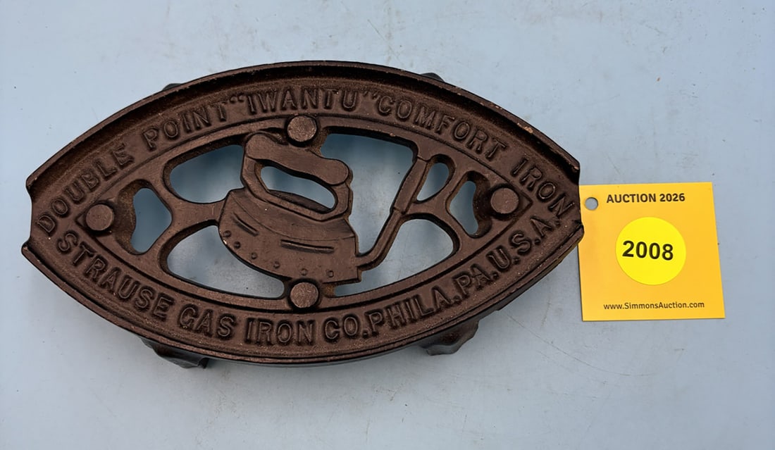 Strause double point 7 1/2'' x 4 1/4'' w/ four legs trivet. " Double Point I WANT U Comfort Iron ... (1 of 2)