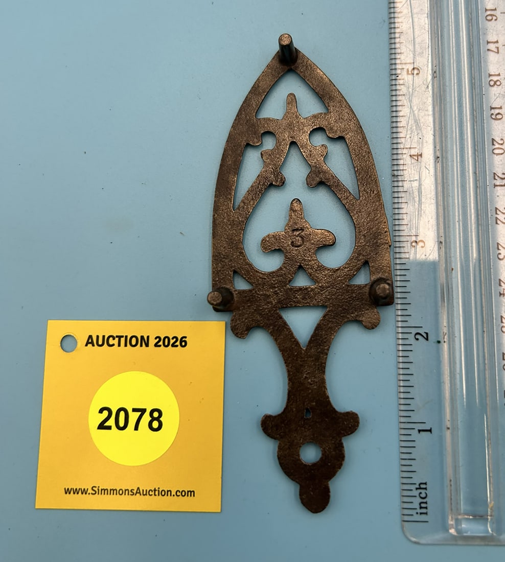 Unsigned Mini Little Cathedral 5'' x 2'' w/ three feet trivet - 2