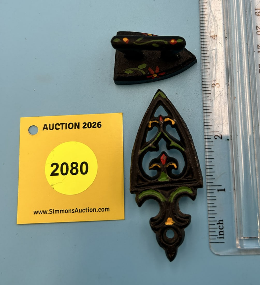 Wilton Decorative Tiny Iron & Trivet 3'' x 1 1/2'' w/ three feet trivet. Both pieces are enamled... (1 of 3)