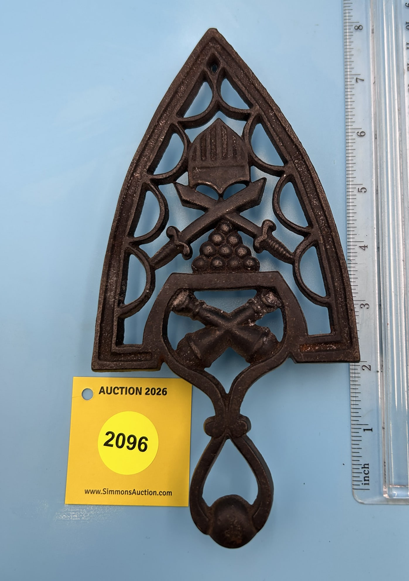 Unsigned Military 8'' x 4'' w/ three feet trivet. (1 of 2)