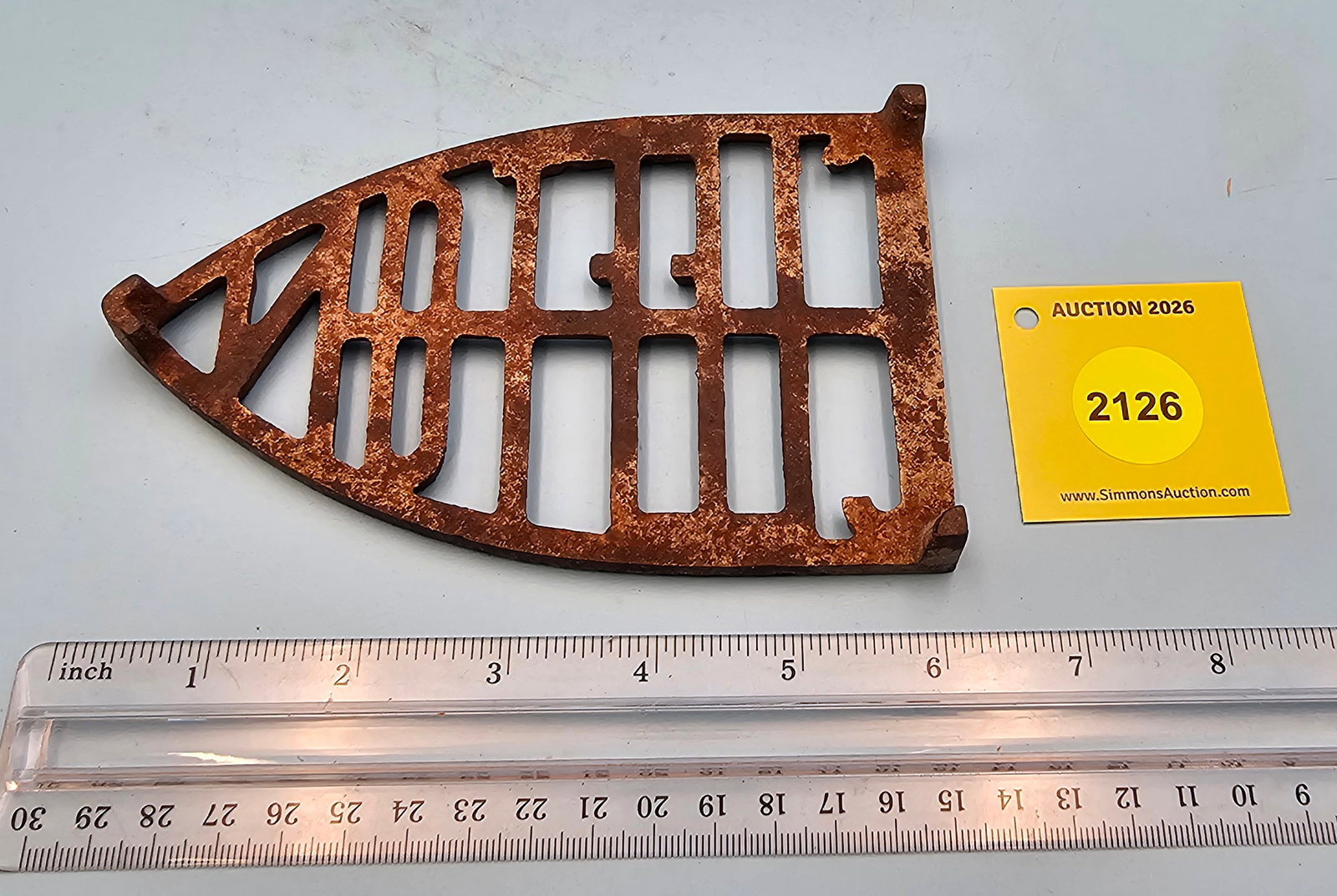 Clefton 6'' x 4'' w/ three feet trivet. On face CLEFTON, companion stand to the Clefton Natural Gas - 2
