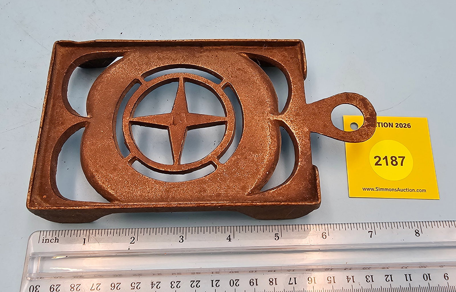 Rectangle trivet w/handle, geometric design, 7 1/8 x 4 x 1" (1 of 2)