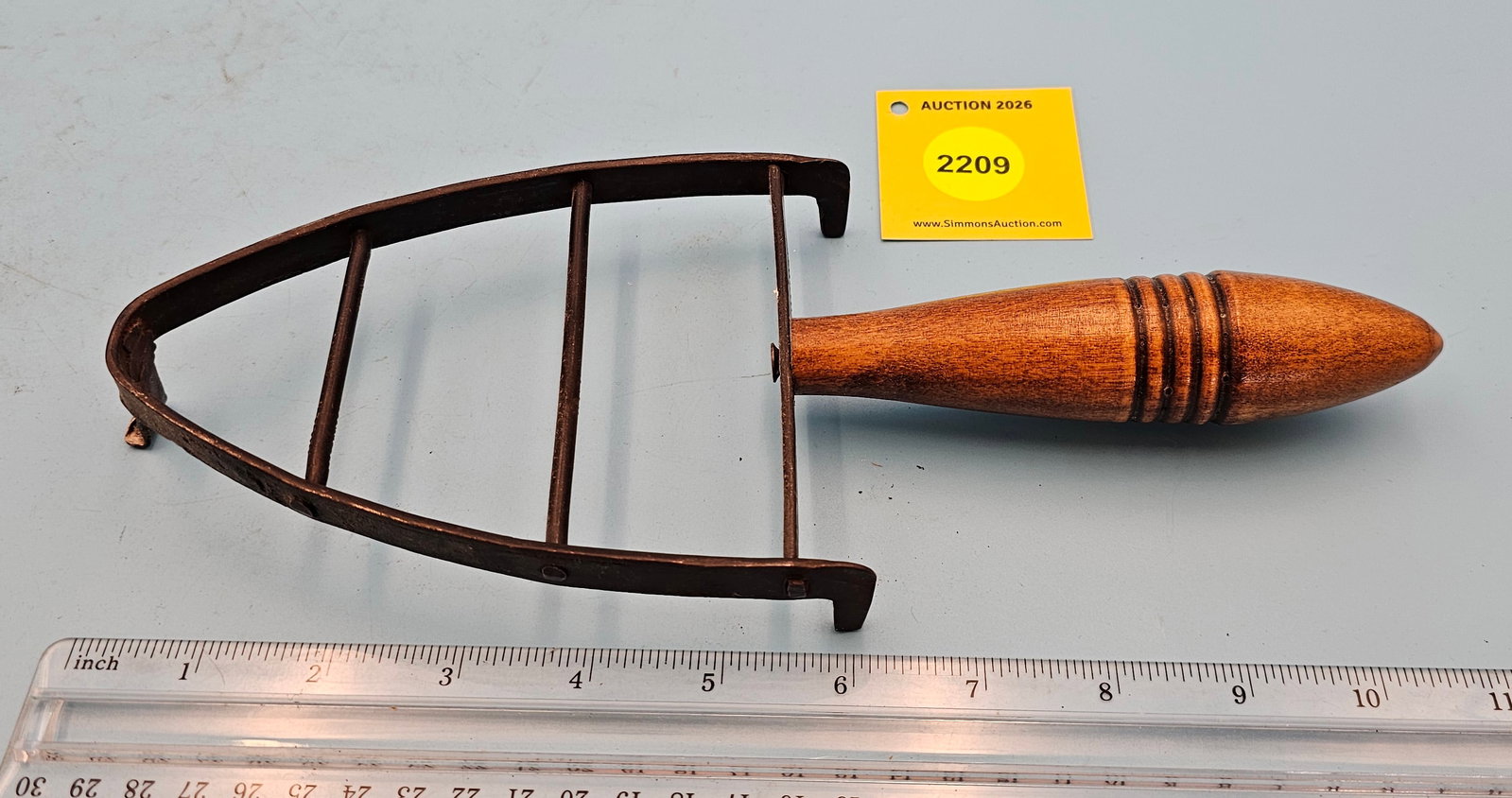 Spade trivet, w/wood handle, 10 3/4 x 4 1/4 x 1": Spade trivet, w/wood handle, 10 3/4 x 4 1/4 x 1"