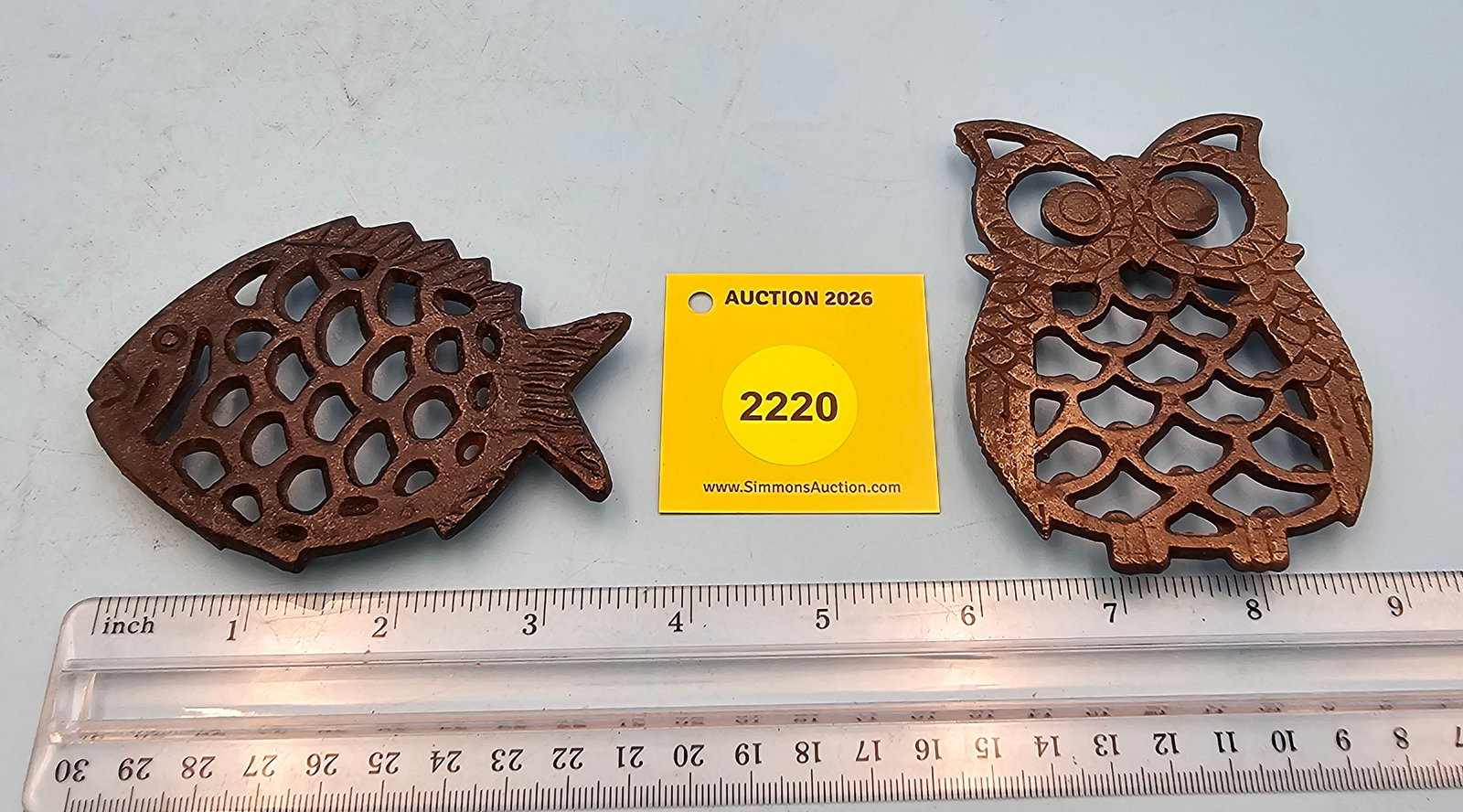Lot of 2, fish and owl trivets (1 of 2)