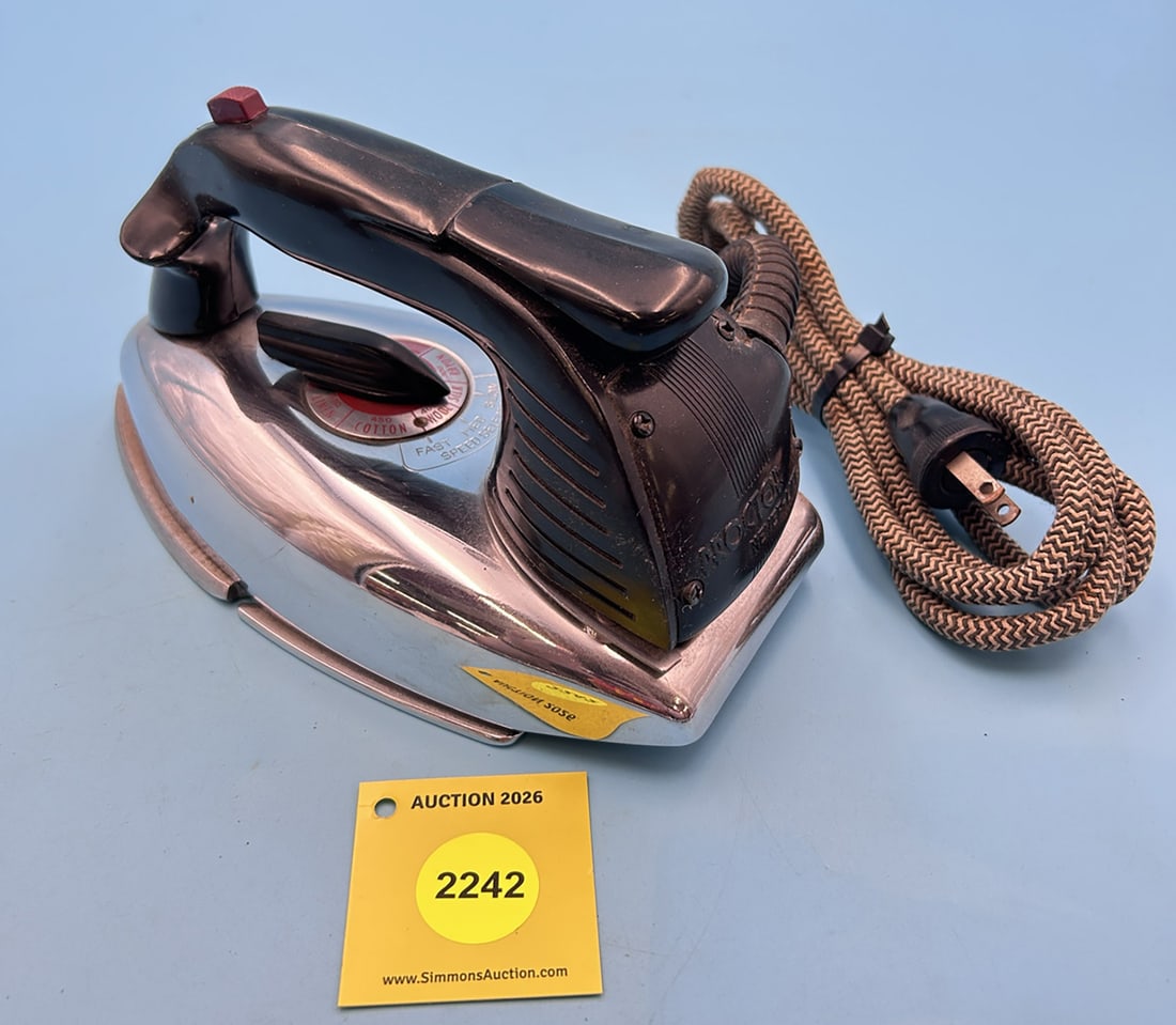 Proctor, Never Lift Delux, button in handle releases the self contained stand, about 1950, L 7" (1 of 4)