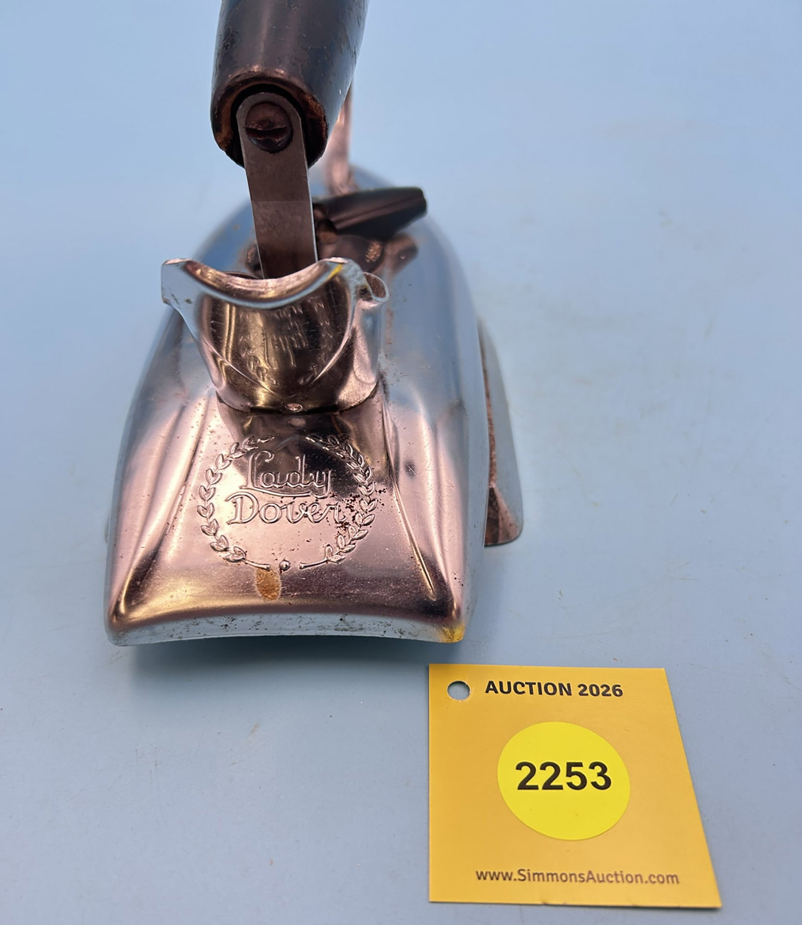 Knapp Monarch Co, St Louis USA, Lady Dover, electric iron L 8 1/2" - 8