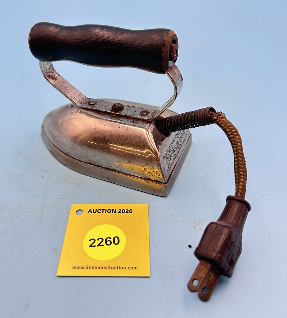 The Dover Mfg Co, Dover, Ohio USA, Boudoir Iron Pat Pending L 4 7/8" (1 of 4)