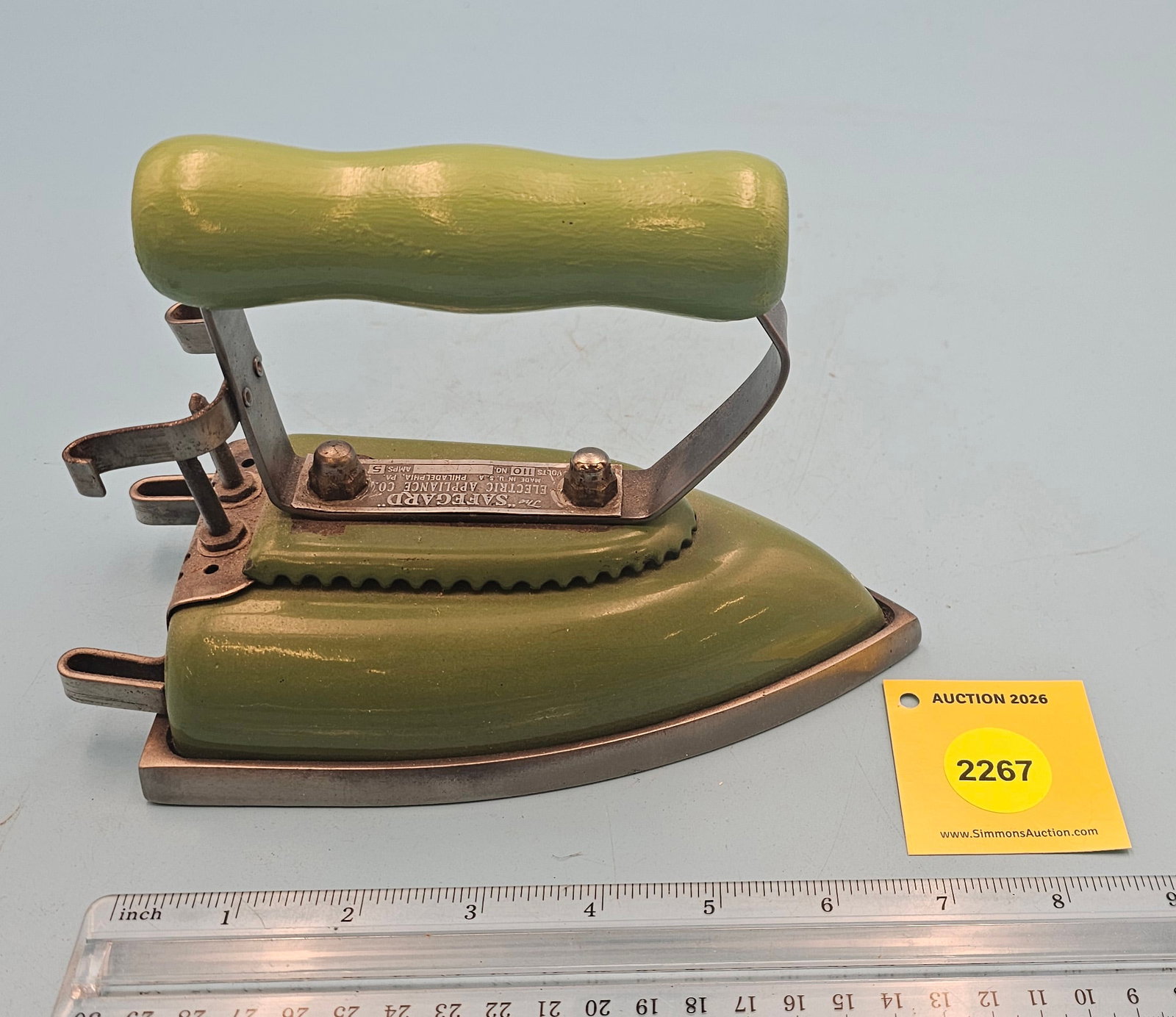 The "Safegard" Electric Appliance Co., Philadelphia PA, green enamel L 7 1/8" (1 of 3)