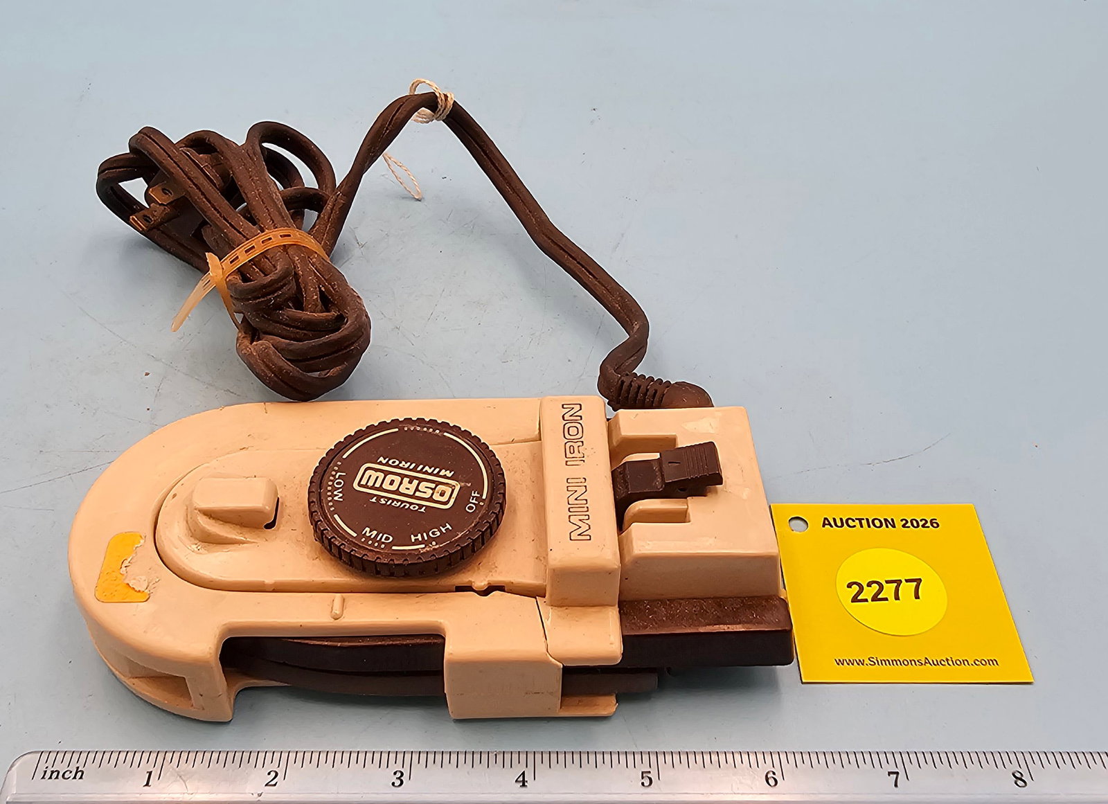 Osrow Mini Travel Iron, L 4 3/4" (1 of 5)