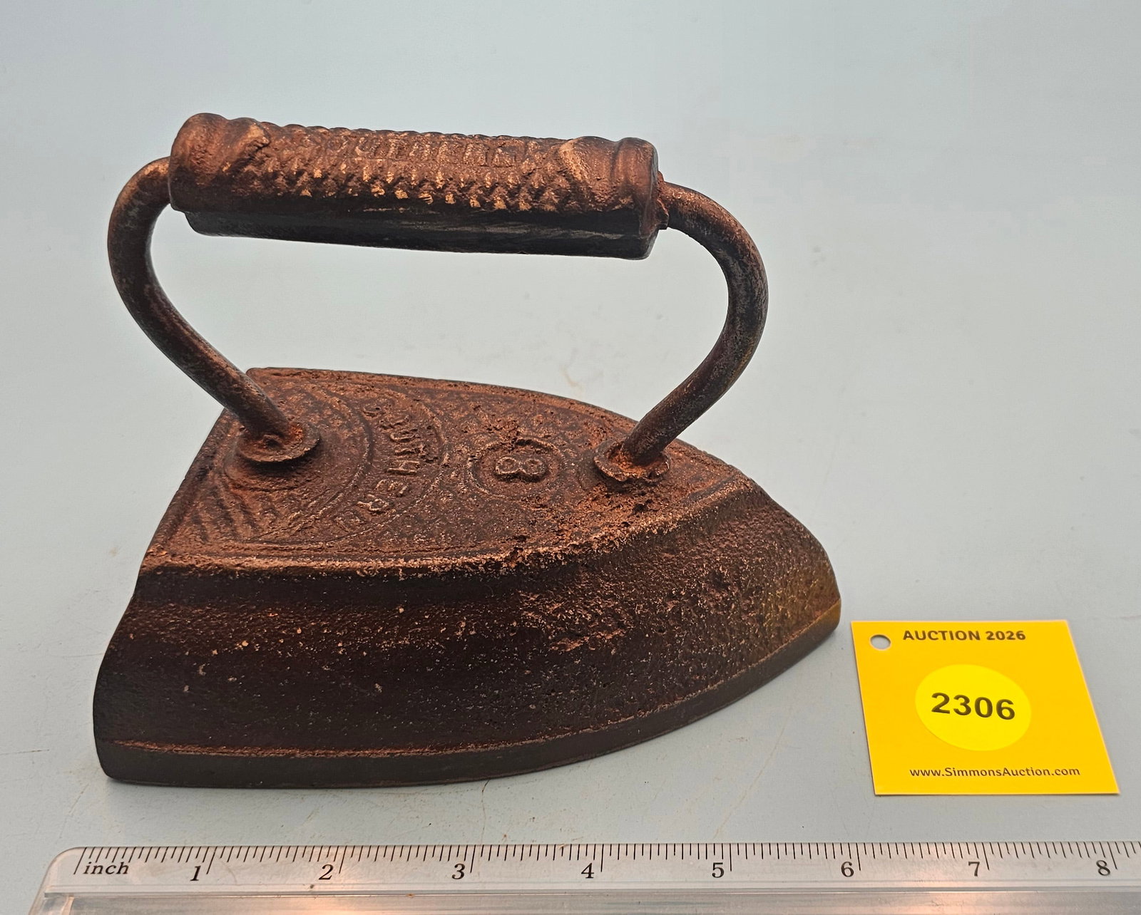 Cast, flat iron, marked Southern on handle and on top, No 8, L 6 1/8": Cast, flat iron, marked Southern on handle and on top, No 8, L 6 1/8"