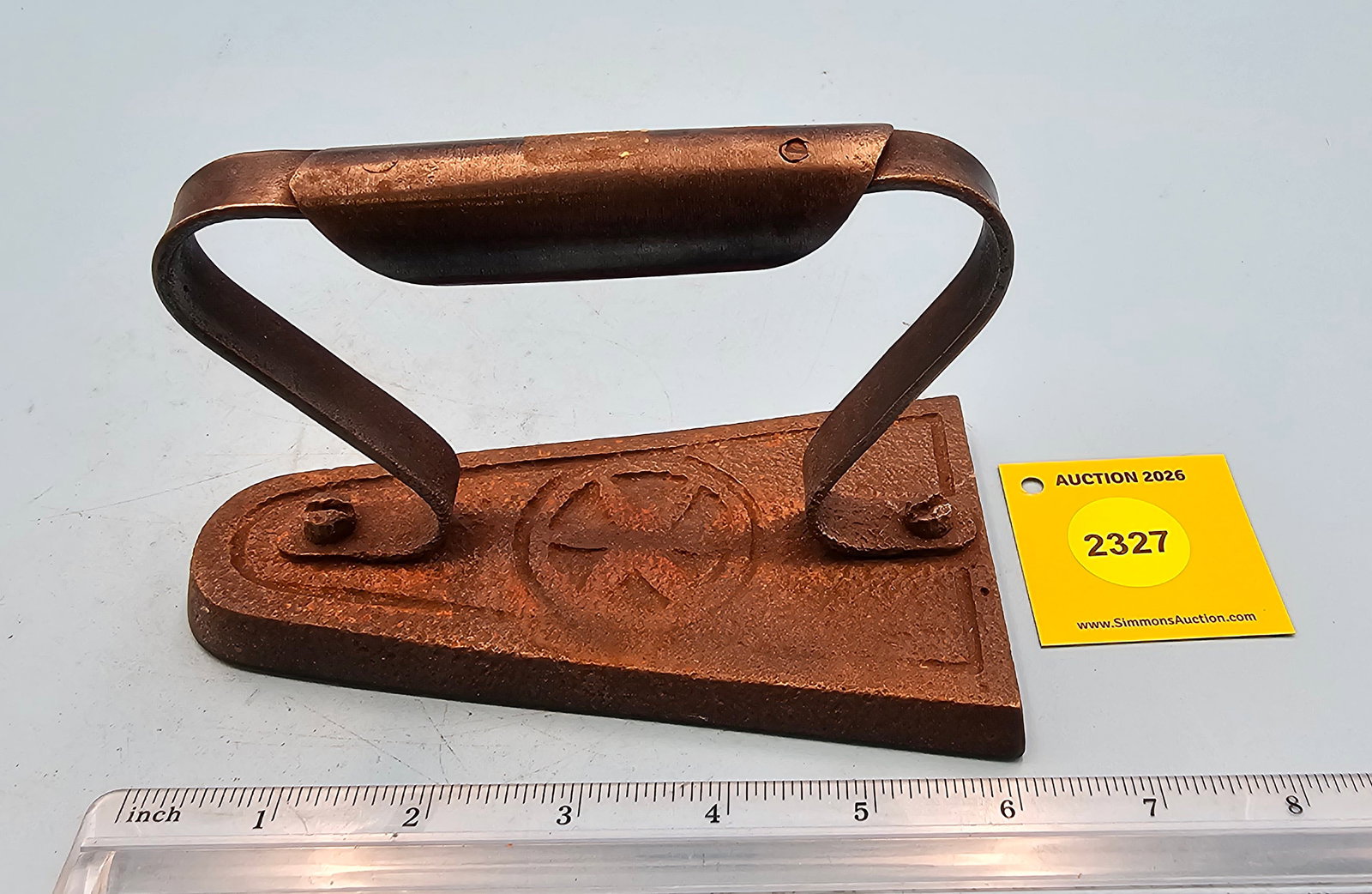 Round nose, belled out handle, 6 pointed star, L 6 1/8": Round nose, belled out handle, 6 pointed star, L 6 1/8"